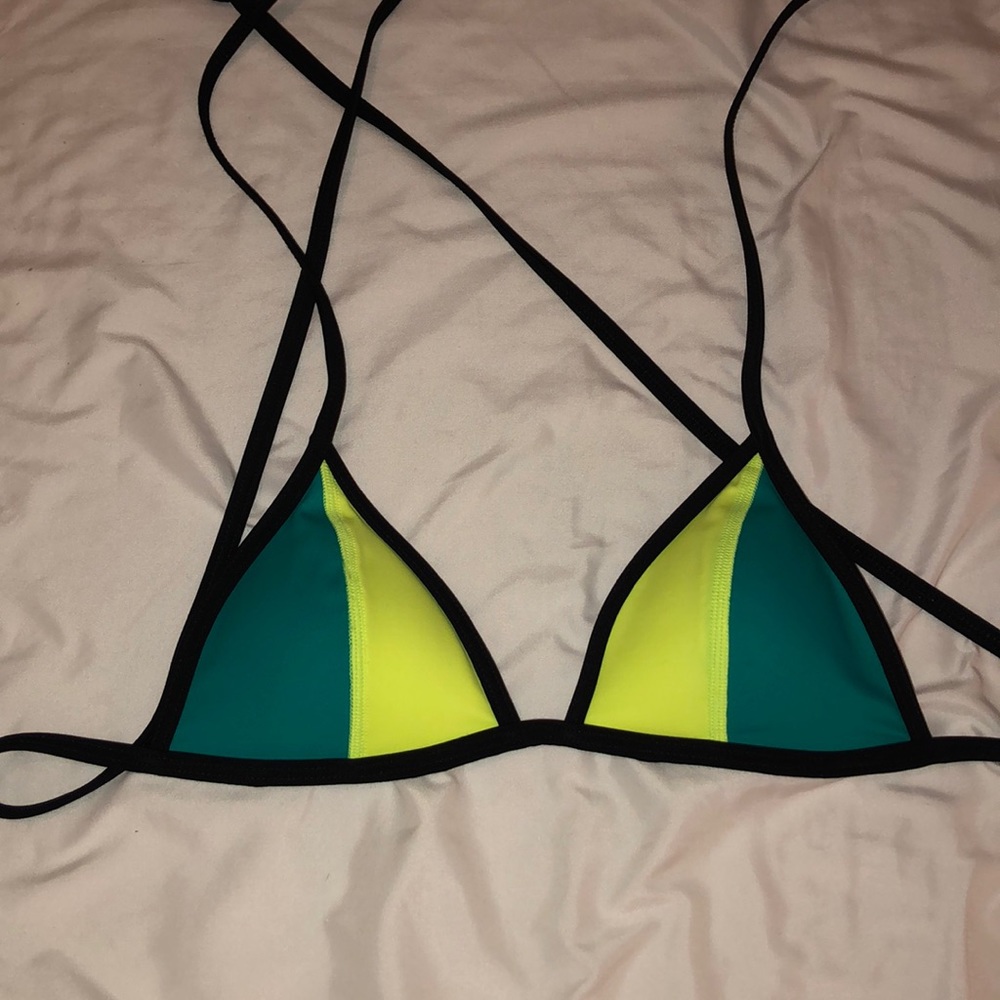 Geometric bikini top